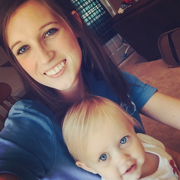 Meet your Posher, Caly - Picture 1 of 1